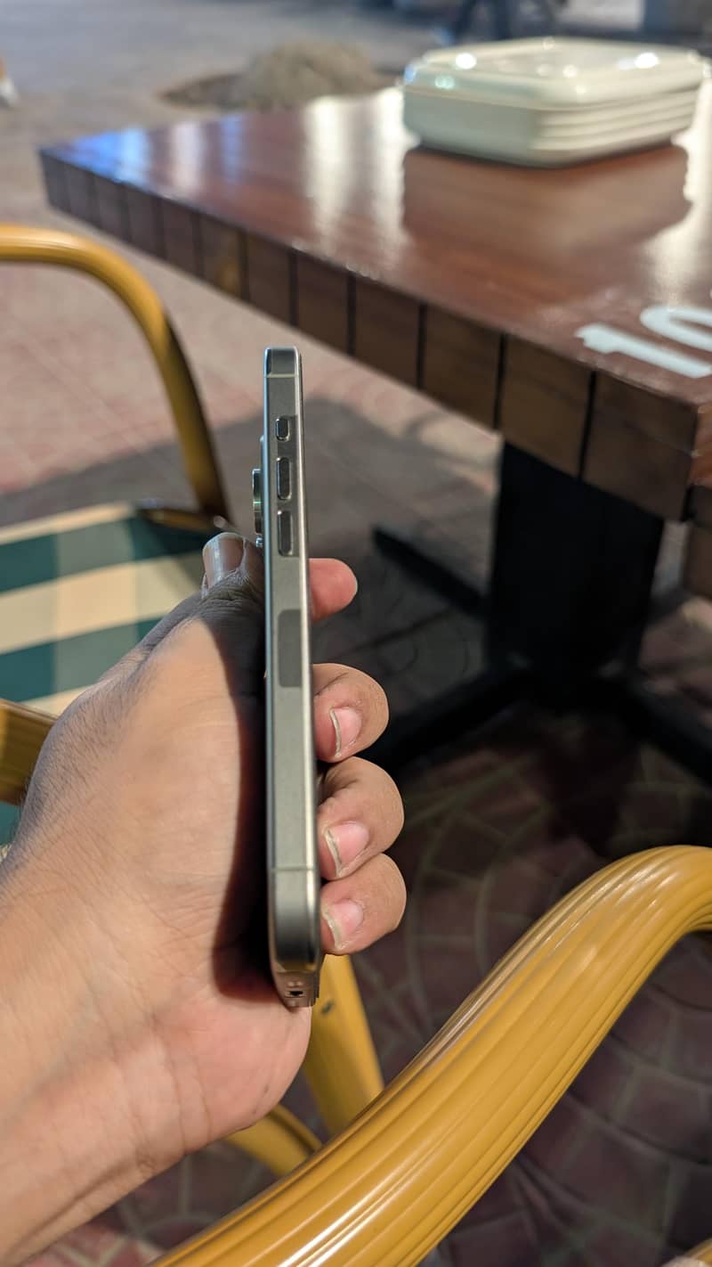 Apple iPhone 15 Pro 1