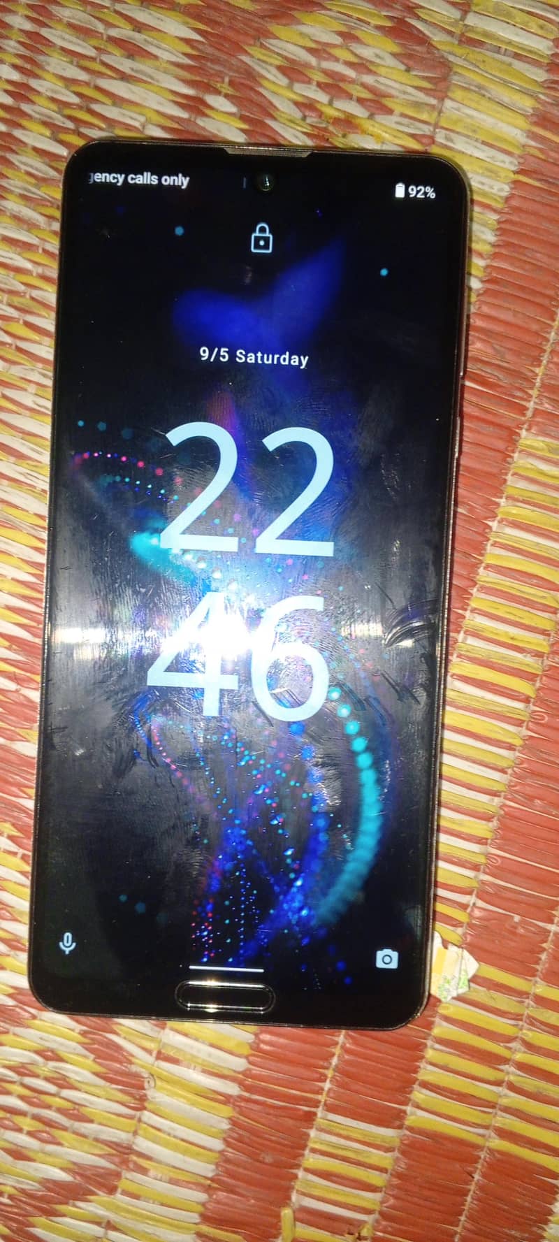 Sharp Aquos R5G 1