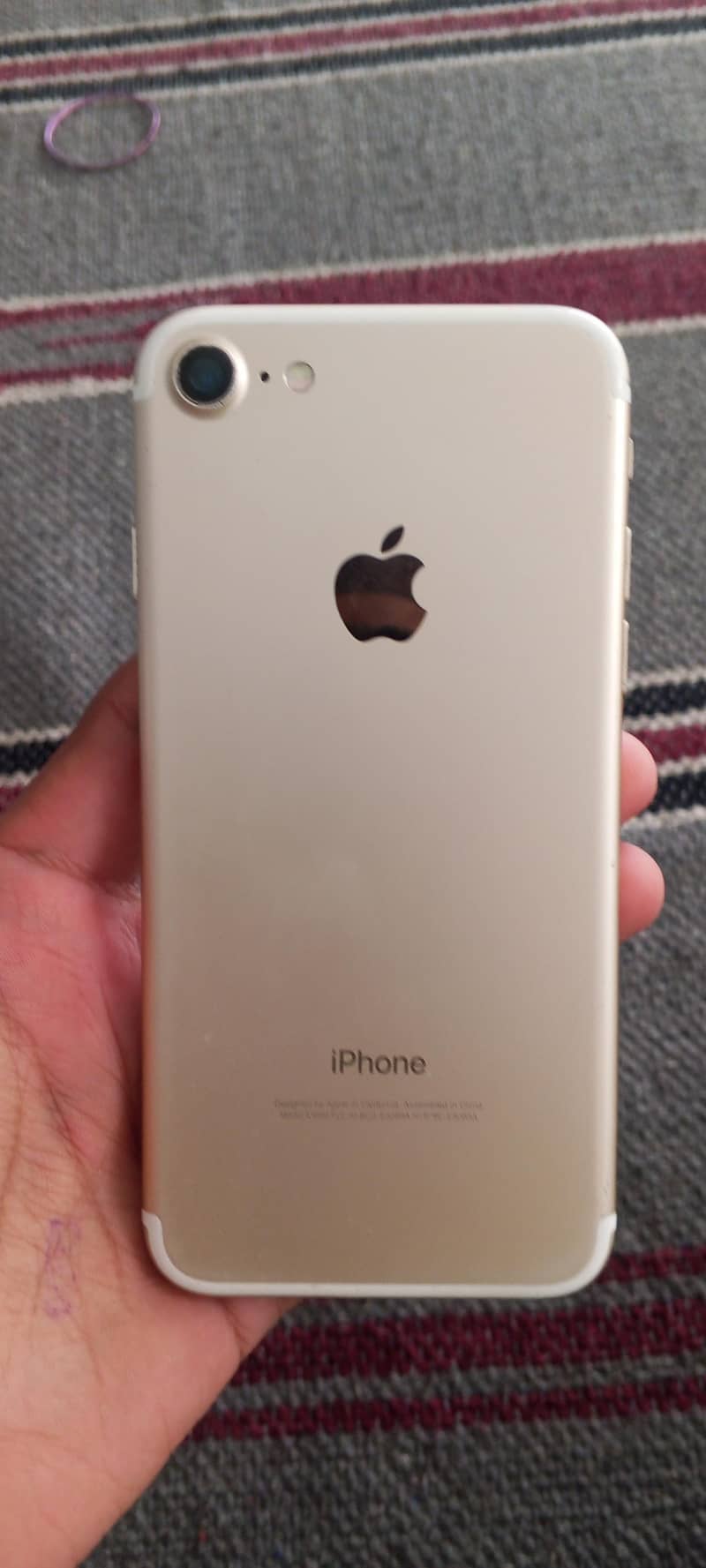 Apple iPhone 7 0