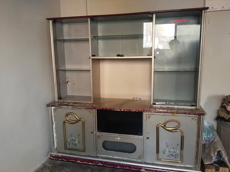 Cupboard & Dressing table 0