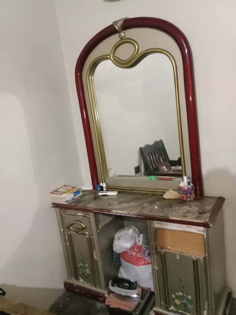 Cupboard & Dressing table 5