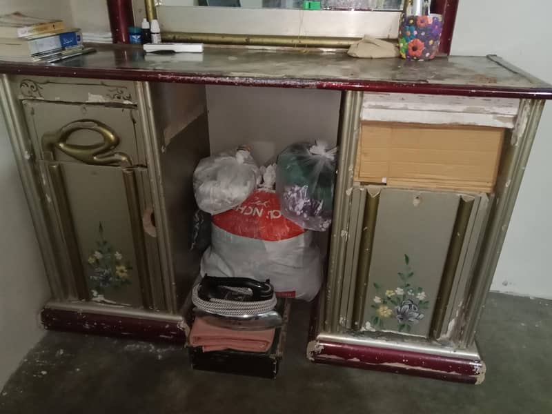Cupboard & Dressing table 6
