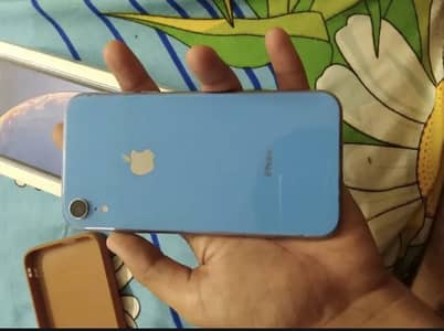 Apple iPhone XR