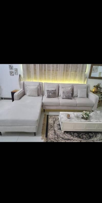 L-shape sofa set with chaise, center table and ottoman