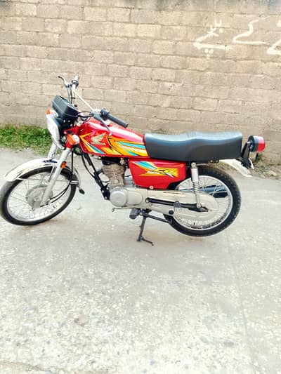 I am Selling my Honda 125 bike.