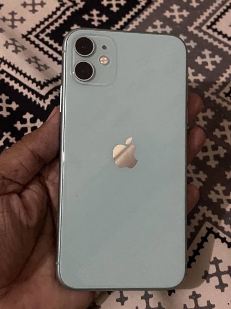 Apple iPhone 11 0
