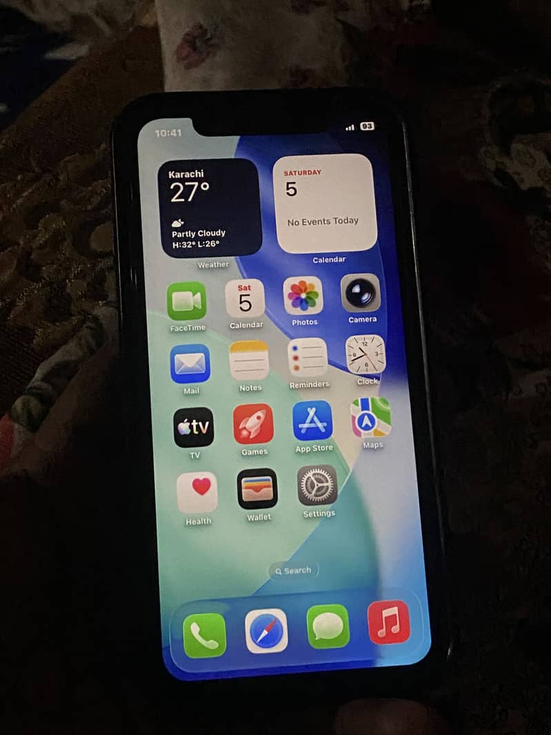 Apple iPhone 11 10