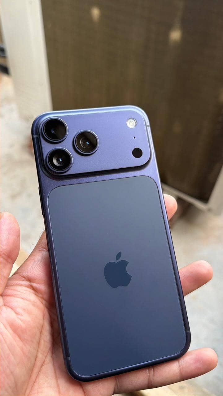 iphone 17 pro max (c) 0