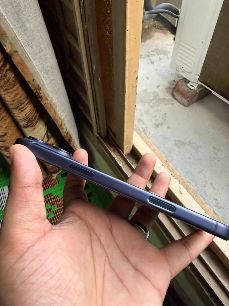 iphone 17 pro max (c) 1