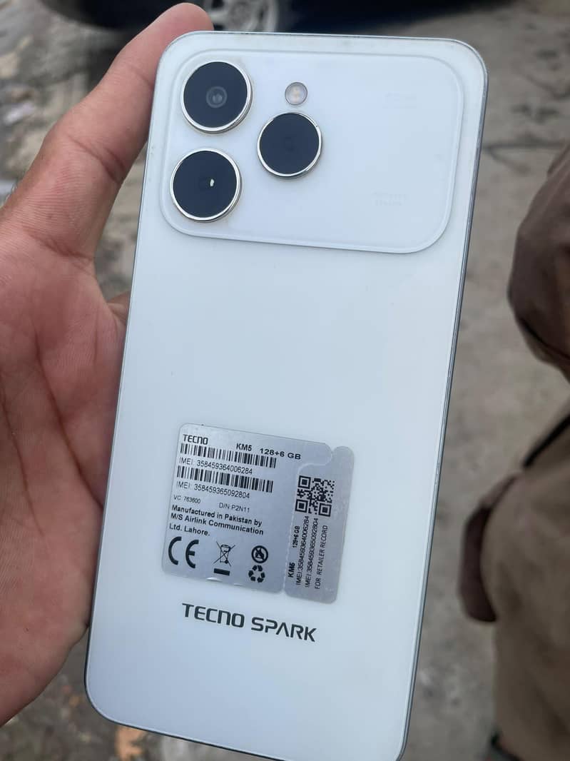 Tecno Spark 40 3