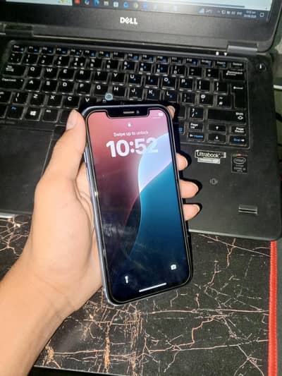 Apple iPhone XR