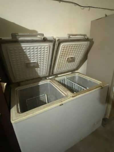 Deep Freezer for sale