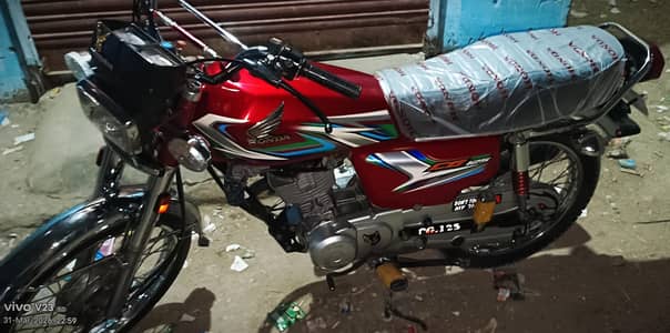 aik adam zero meter hai