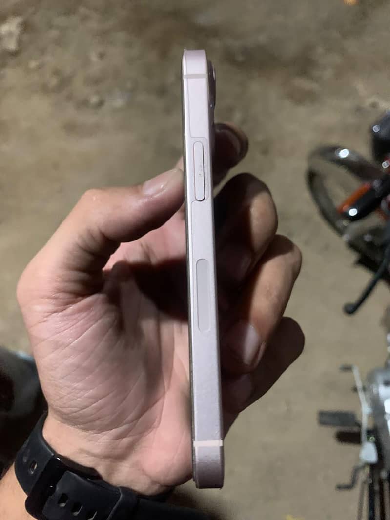 Apple iPhone 13 mini 6