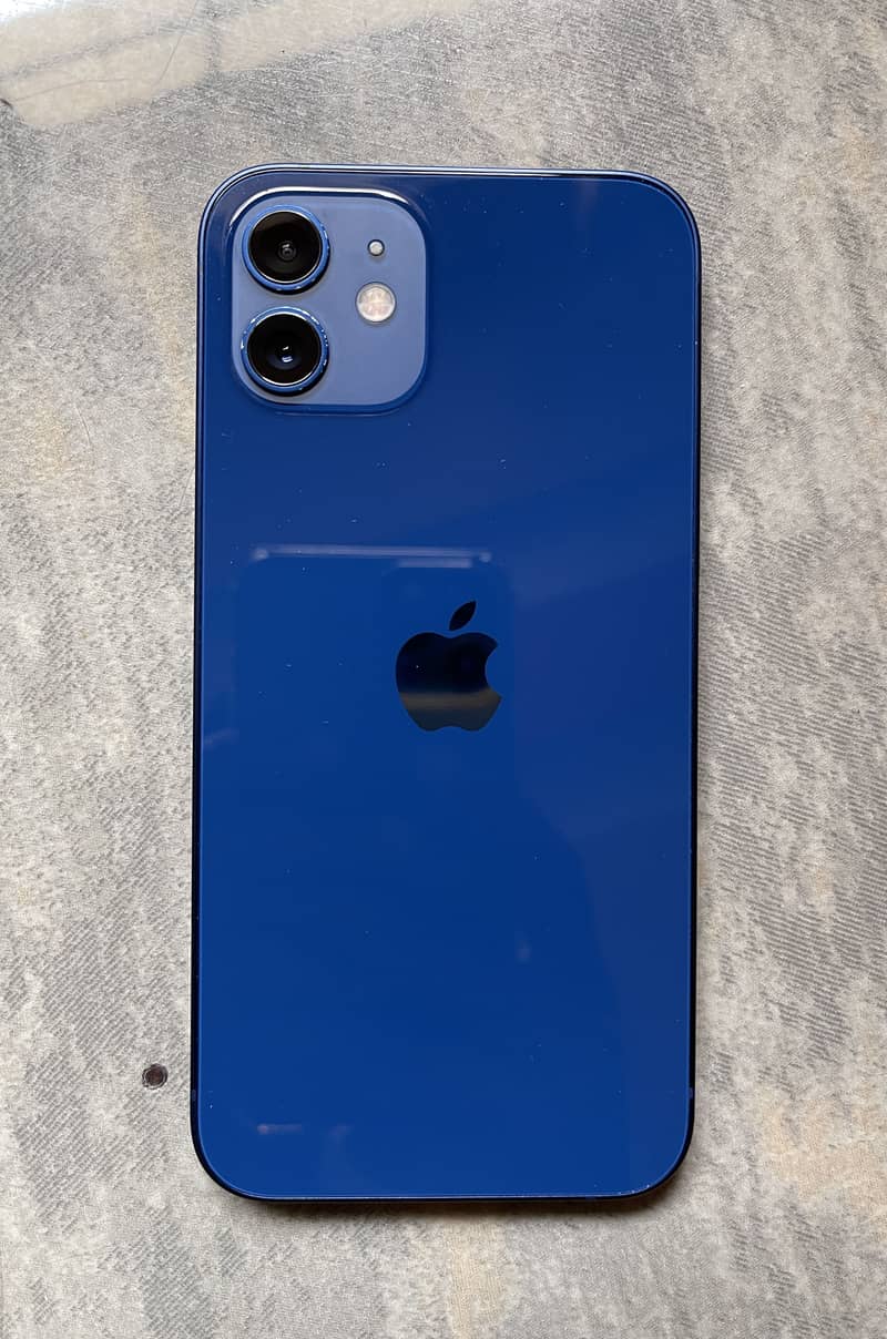 Apple iPhone 12 3