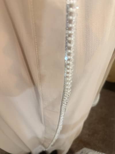 Dubai abaya
