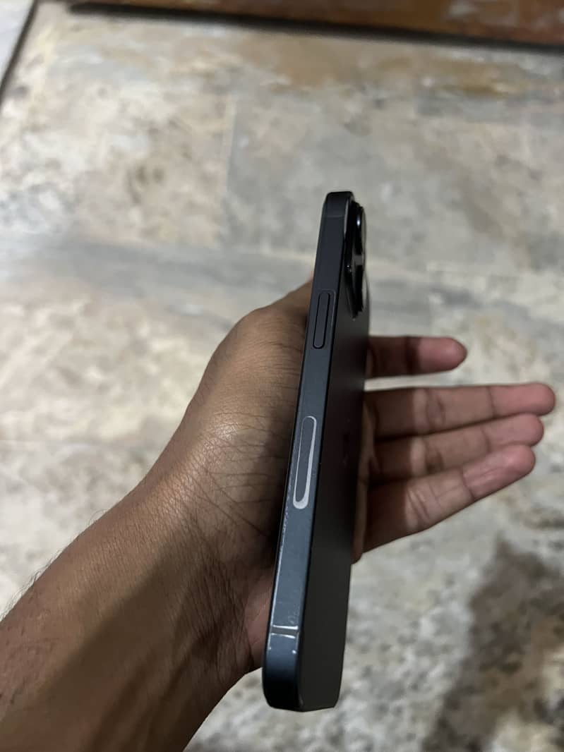 Apple iPhone 14 2