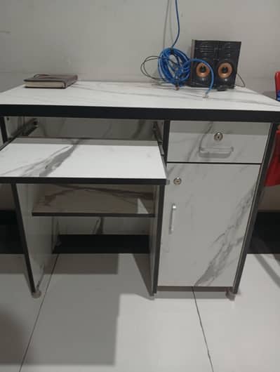 Computer Table For Sale