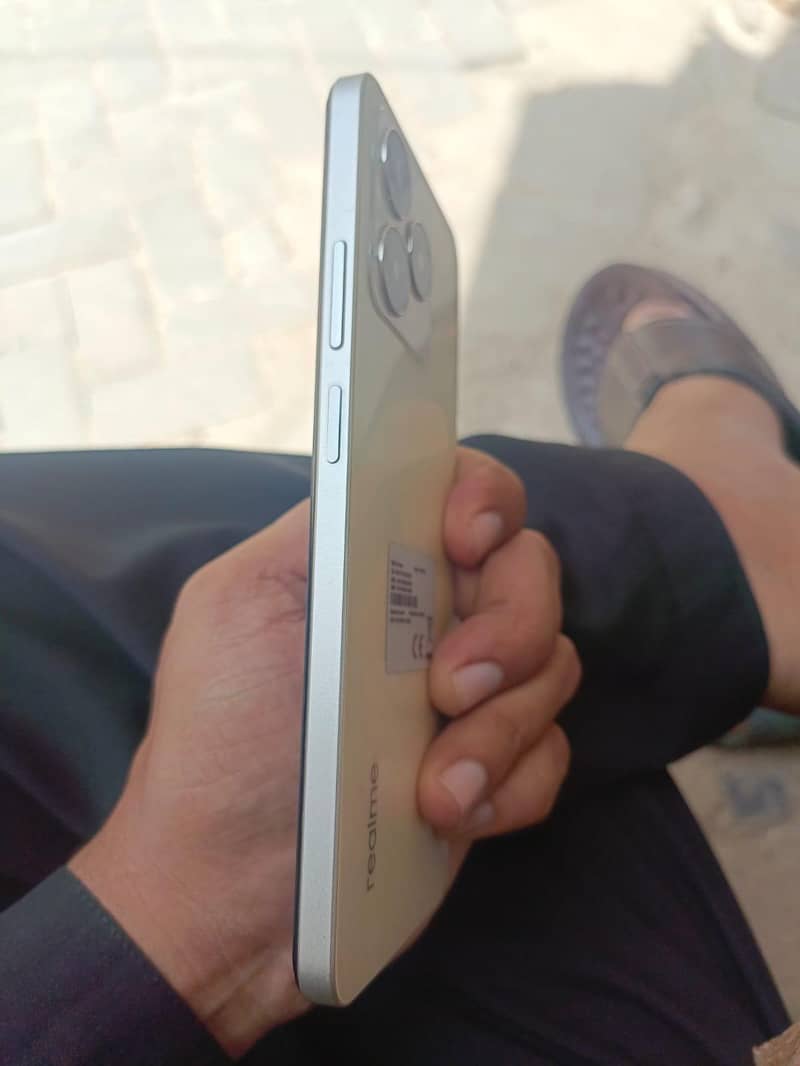 Realme C53 1