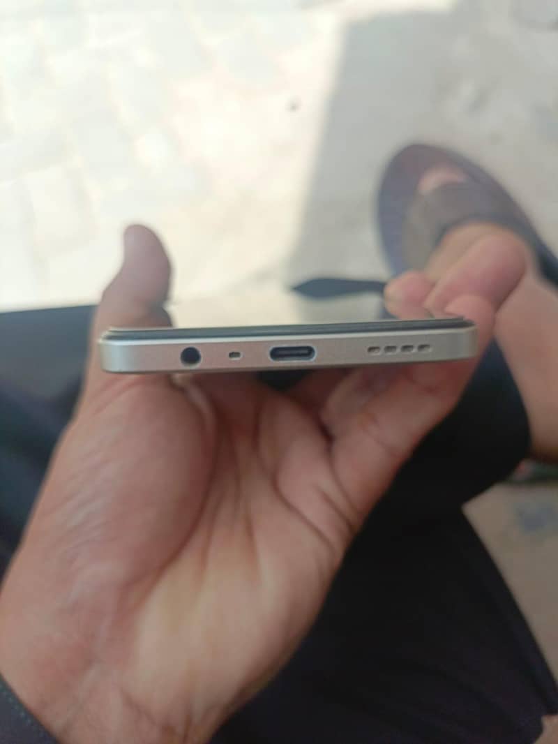 Realme C53 3