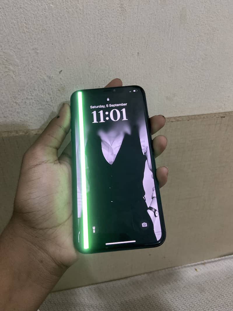 Apple iPhone 11 Pro Max 1