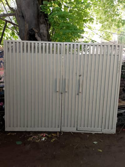 Iron Home Gate_16 or 18 Gauge pipe Used Gate_ New Condition