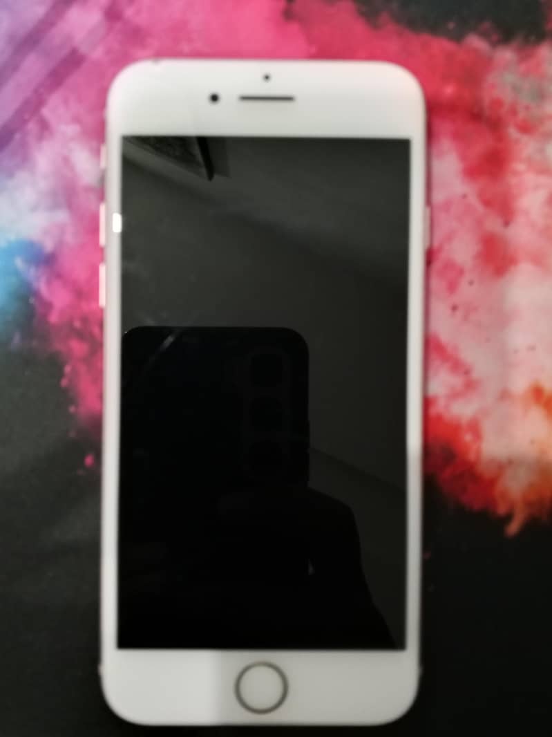 Apple iPhone 8 1