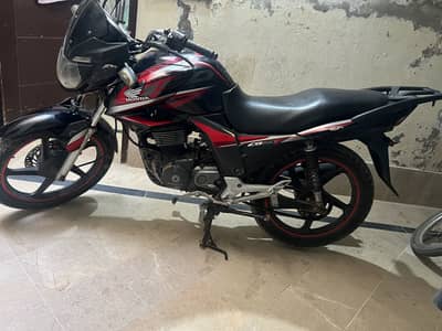 Honda CB 150F