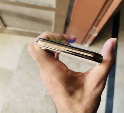 Apple iPhone XS fectry unlock 64GB