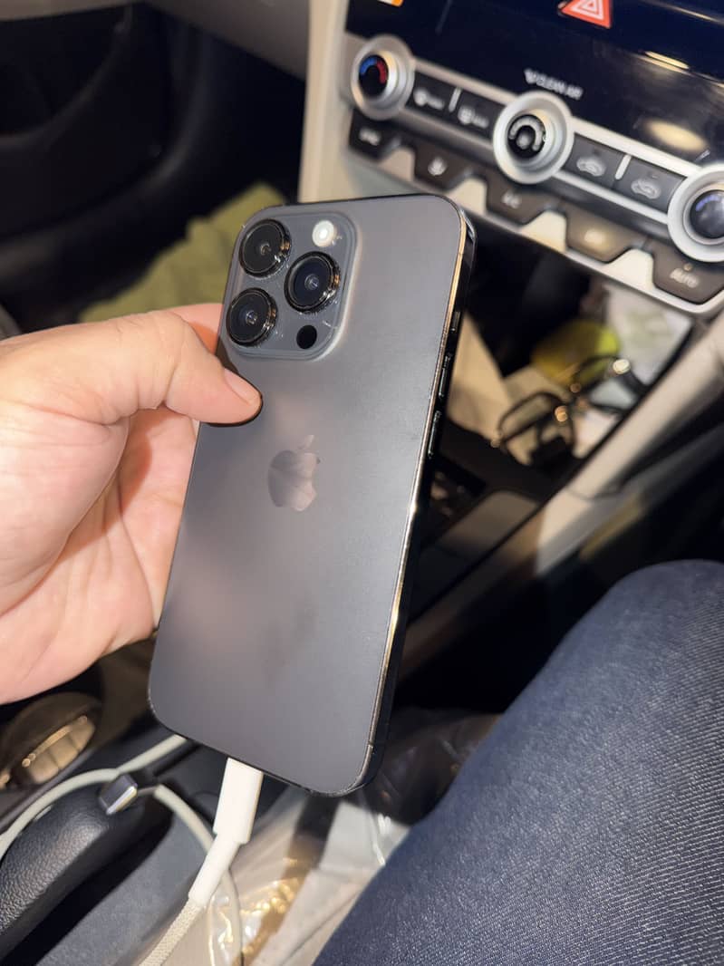 Apple iPhone 14 Pro 4