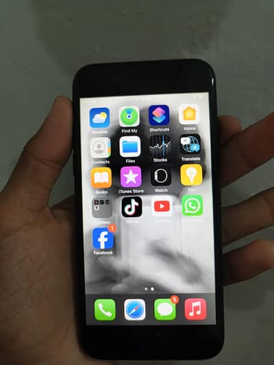 Apple iPhone 7