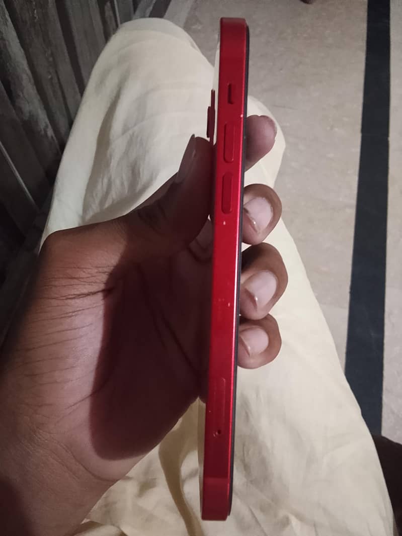 Apple iPhone 12 3