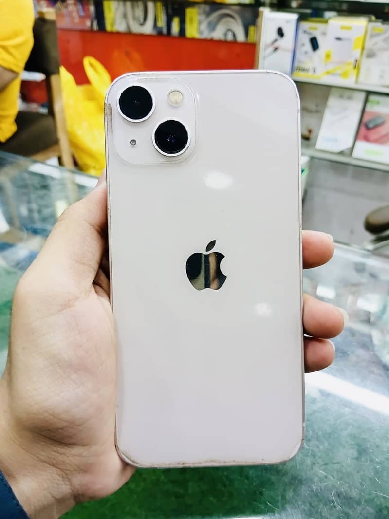 Apple iPhone 13 2