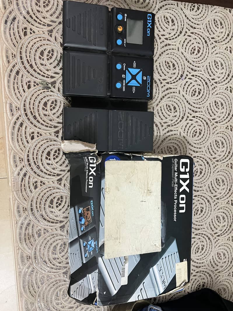 Zoom G1Xon Guitar Processor 1