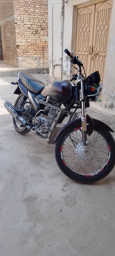 Yamaha ybz125