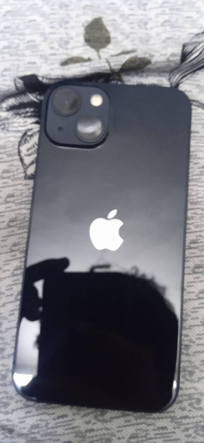 Apple iPhone 13 0