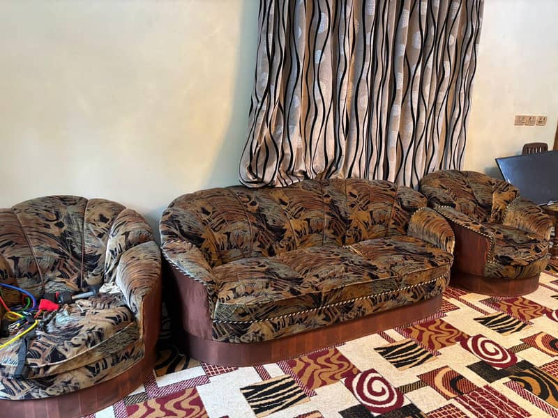 5 seater Sofa set 1