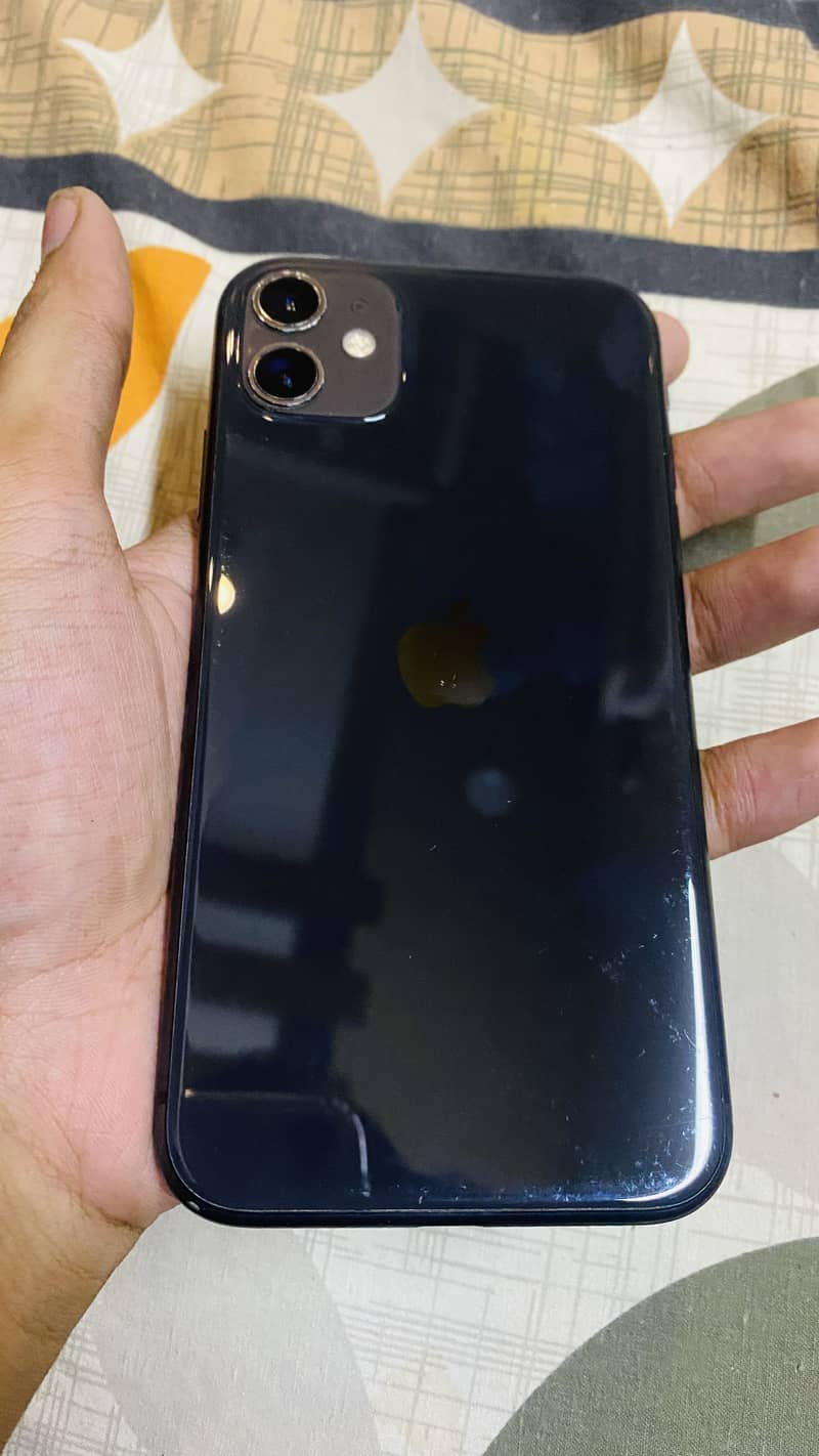 Apple iPhone 11 4