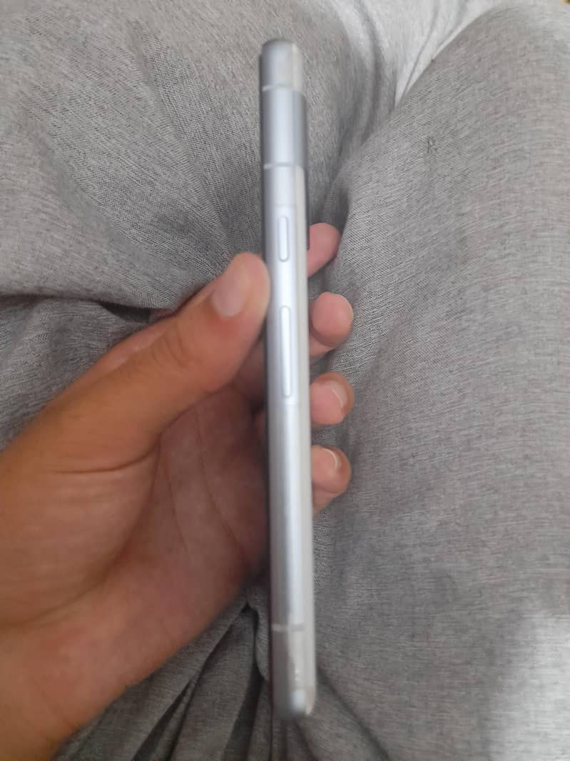 Google Pixel 7a 3