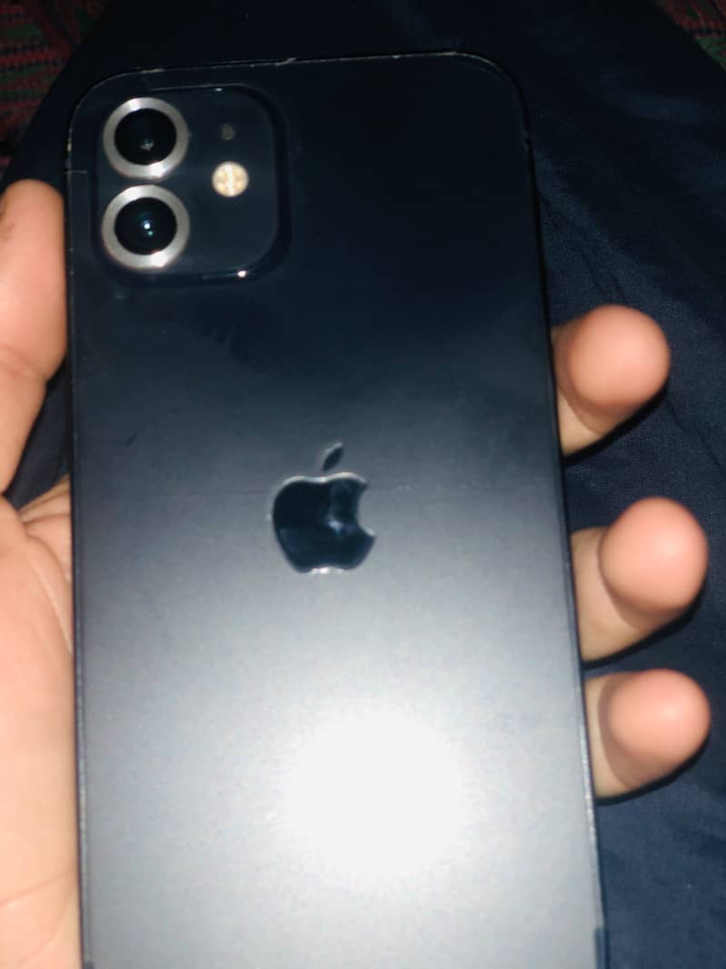 iPhone 12 5