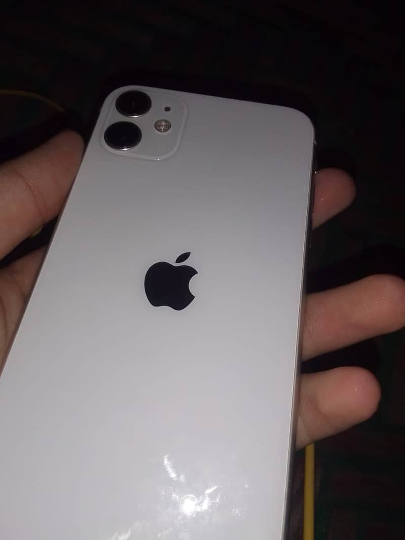 Apple iPhone 11 5