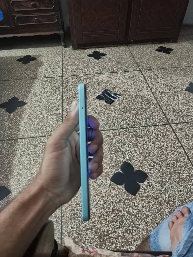 Realme Note 50 4