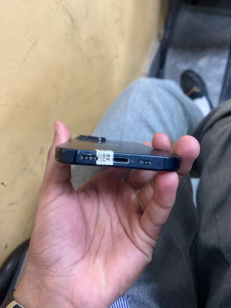 Apple iPhone 14 1