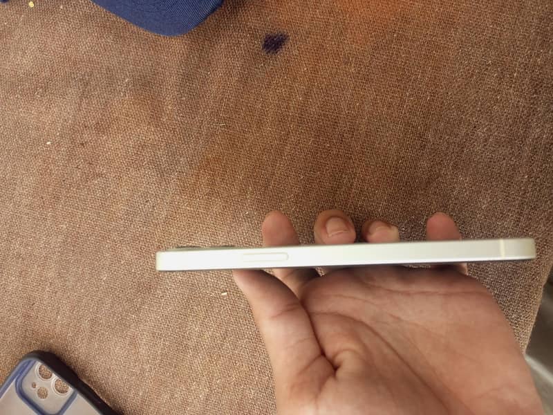 Apple iPhone 12 2