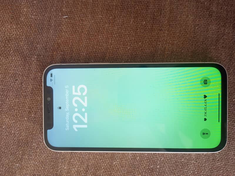 Apple iPhone 12 4