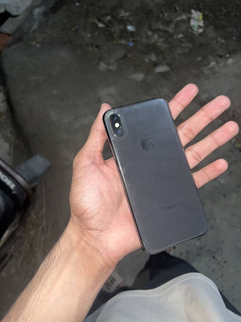 Apple iPhone X 3