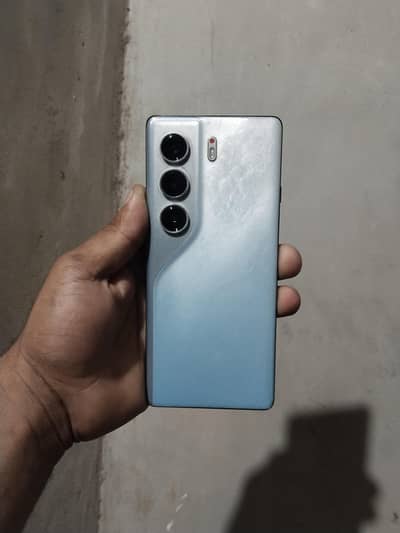 Tecno CAMON 40 Pro