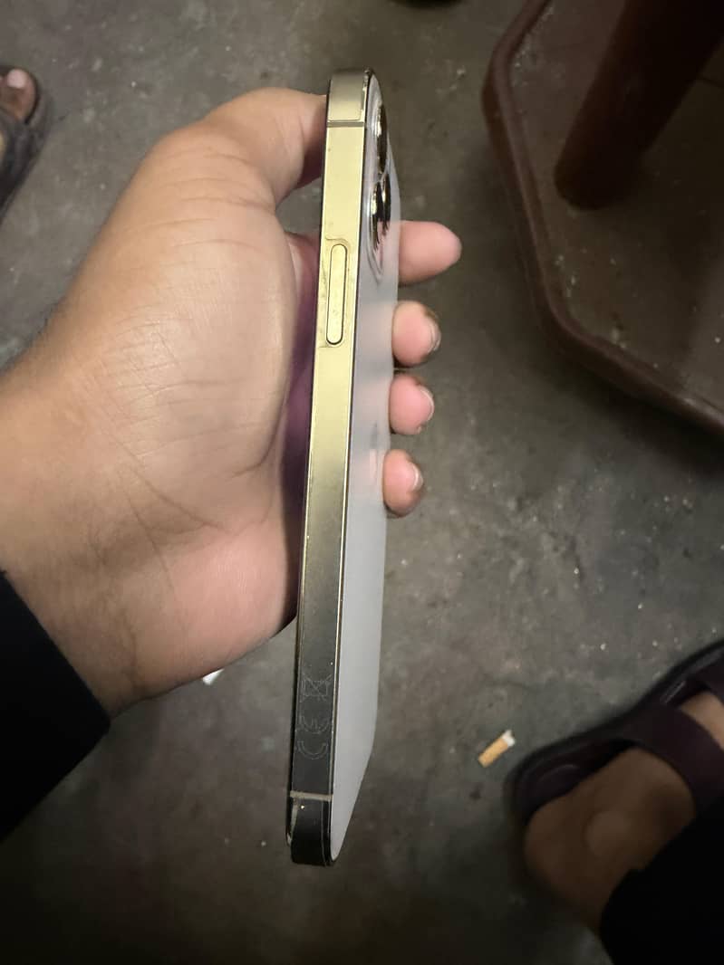Apple iPhone 12 Pro 5