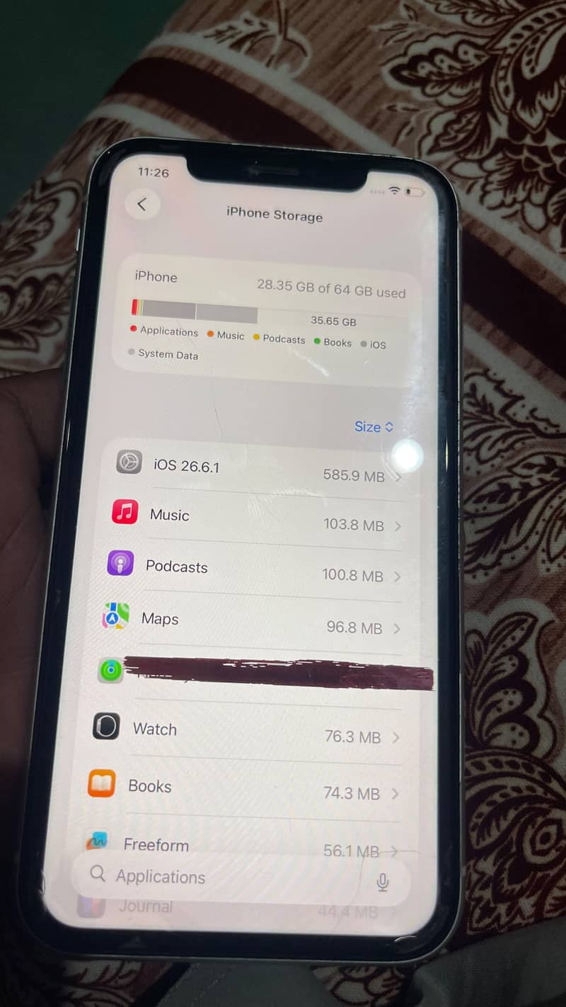 Apple iPhone 11 7