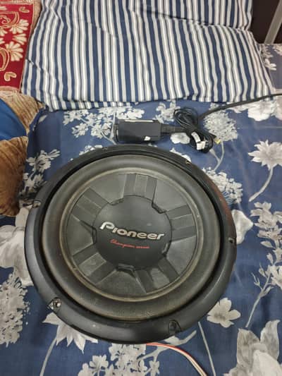 Original 10inch Pioneer Subwoofer TS-261S4